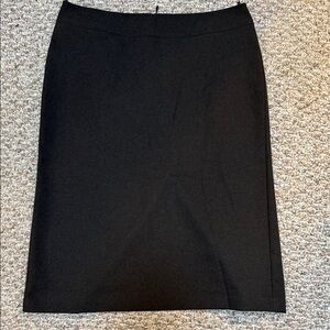 United Colors of Benetton Elegant Black Unlined Women's Skirt-size 44